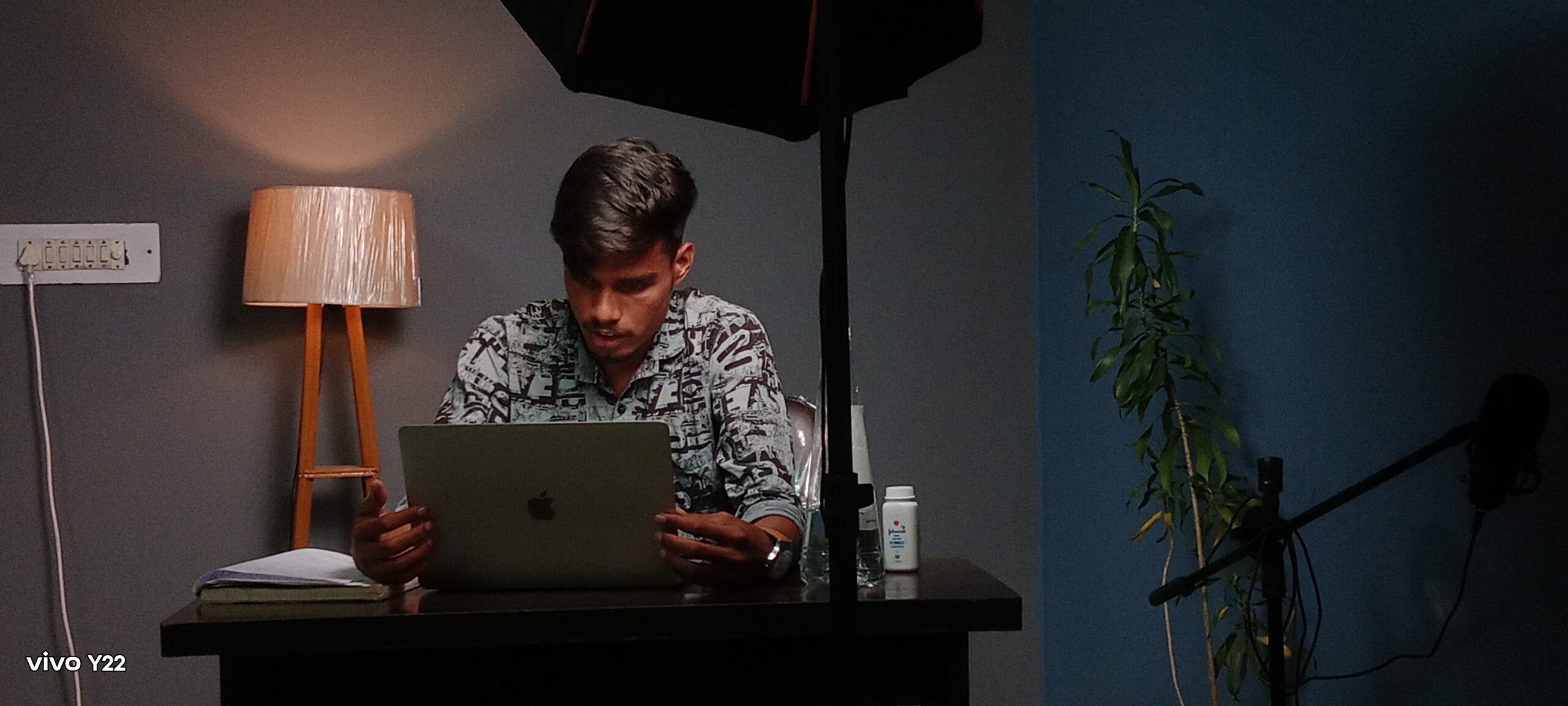 filter: 0; fileterIntensity: 0.0; filterMask: 0; captureOrientation: 0;
brp_mask:0;
brp_del_th:null;
brp_del_sen:null;
delta:null;
module: photo;hw-remosaic: false;touch: (0.6097222, 0.37531018);sceneMode: 0;cct_value: 0;AI_Scene: (-1, -1);aec_lux: 0.0;aec_lux_index: 0;albedo:  ;confidence:  ;motionLevel: -1;weatherinfo: null;temperature: 50;